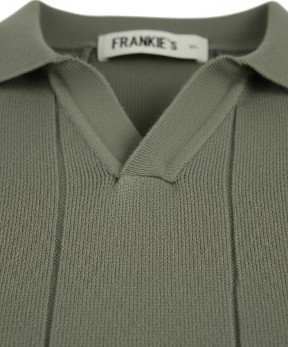 Buttonless knitwear polo short sleeve khaki green