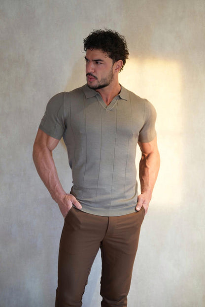 Buttonless knitwear polo short sleeve khaki green