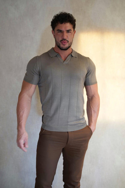 Buttonless knitwear polo short sleeve khaki green